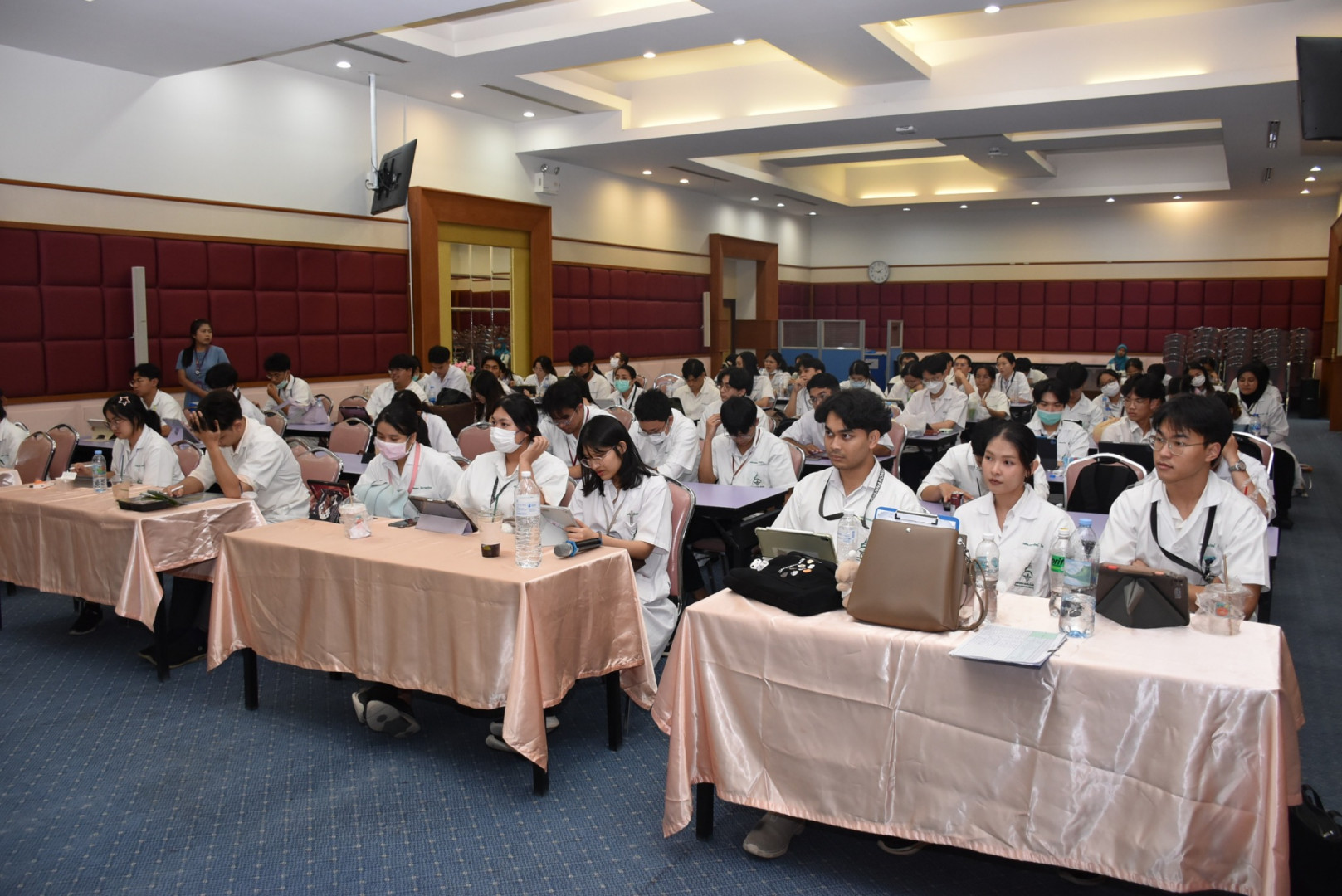 ภาพที่ 9