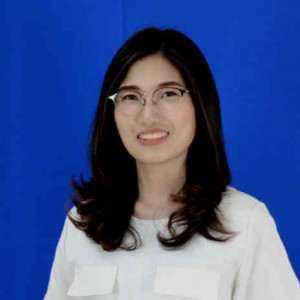 แพทย์หญิง อริศา ทวีกิติกุล